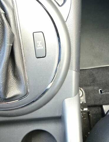 Черный Киа Sportage, объемом двигателя 2 л и пробегом 244 тыс. км за 13200 $, фото 2 на Automoto.ua