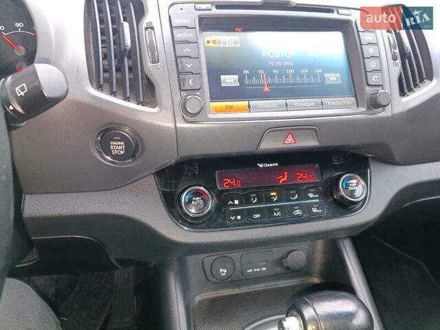 Черный Киа Sportage, объемом двигателя 2 л и пробегом 209 тыс. км за 14599 $, фото 20 на Automoto.ua