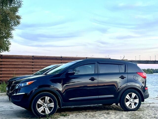 Чорний Кіа Sportage, об'ємом двигуна 2.4 л та пробігом 180 тис. км за 12000 $, фото 2 на Automoto.ua