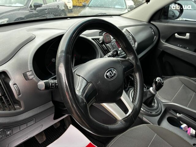 Черный Киа Sportage, объемом двигателя 1.7 л и пробегом 165 тыс. км за 13490 $, фото 24 на Automoto.ua