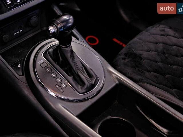 Черный Киа Sportage, объемом двигателя 2 л и пробегом 185 тыс. км за 12900 $, фото 14 на Automoto.ua