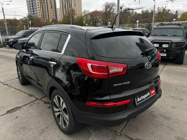 Черный Киа Sportage, объемом двигателя 2.4 л и пробегом 173 тыс. км за 12990 $, фото 2 на Automoto.ua