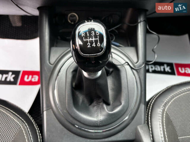 Черный Киа Sportage, объемом двигателя 1.7 л и пробегом 165 тыс. км за 13490 $, фото 22 на Automoto.ua