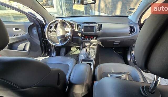 Черный Киа Sportage, объемом двигателя 2 л и пробегом 244 тыс. км за 13200 $, фото 4 на Automoto.ua