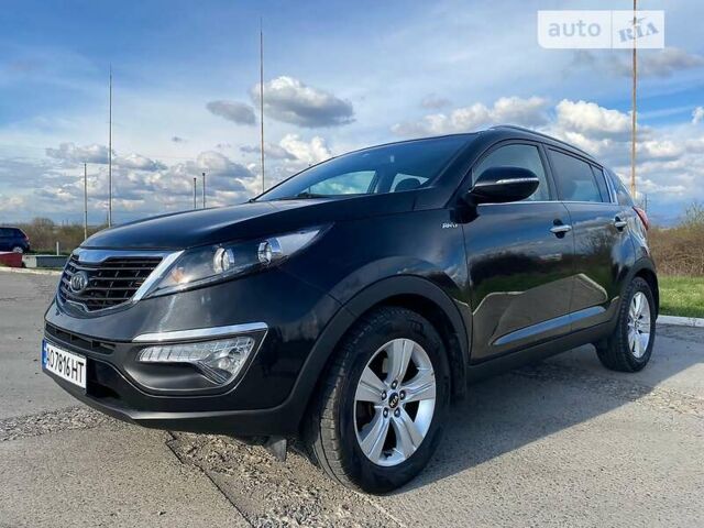 Чорний Кіа Sportage, об'ємом двигуна 2 л та пробігом 194 тис. км за 12690 $, фото 3 на Automoto.ua