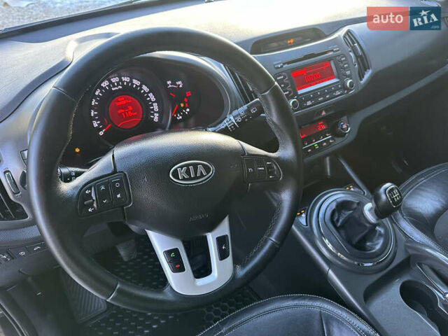 Черный Киа Sportage, объемом двигателя 1.7 л и пробегом 206 тыс. км за 12100 $, фото 39 на Automoto.ua