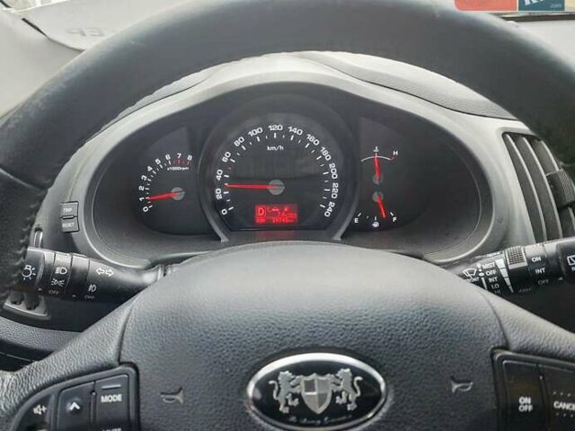 Чорний Кіа Sportage, об'ємом двигуна 1.99 л та пробігом 40 тис. км за 16500 $, фото 4 на Automoto.ua