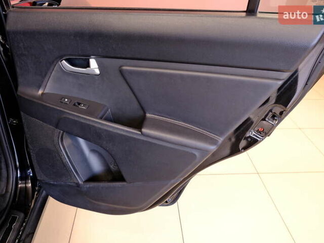 Черный Киа Sportage, объемом двигателя 2 л и пробегом 185 тыс. км за 12900 $, фото 32 на Automoto.ua