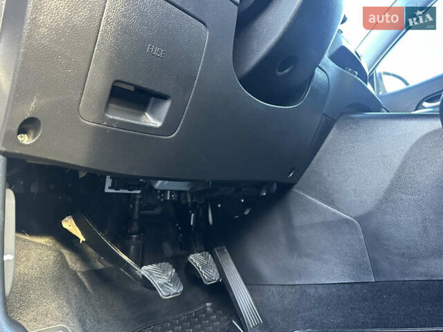 Черный Киа Sportage, объемом двигателя 1.7 л и пробегом 206 тыс. км за 12100 $, фото 33 на Automoto.ua