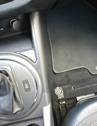 Черный Киа Sportage, объемом двигателя 2 л и пробегом 244 тыс. км за 13200 $, фото 1 на Automoto.ua