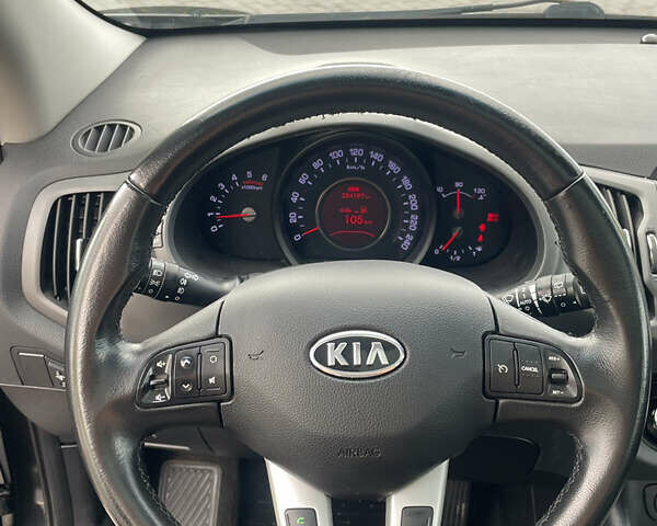 Черный Киа Sportage, объемом двигателя 1.7 л и пробегом 235 тыс. км за 12299 $, фото 12 на Automoto.ua