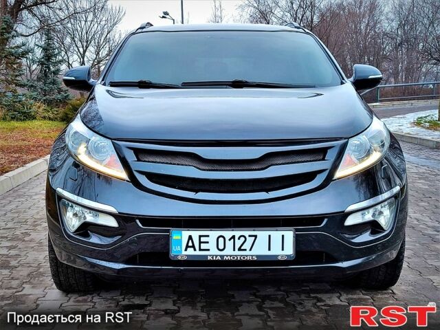 Черный Киа Sportage, объемом двигателя 2 л и пробегом 215 тыс. км за 13999 $, фото 4 на Automoto.ua