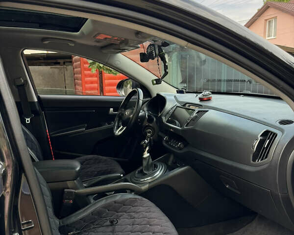 Чорний Кіа Sportage, об'ємом двигуна 1.7 л та пробігом 219 тис. км за 11200 $, фото 15 на Automoto.ua