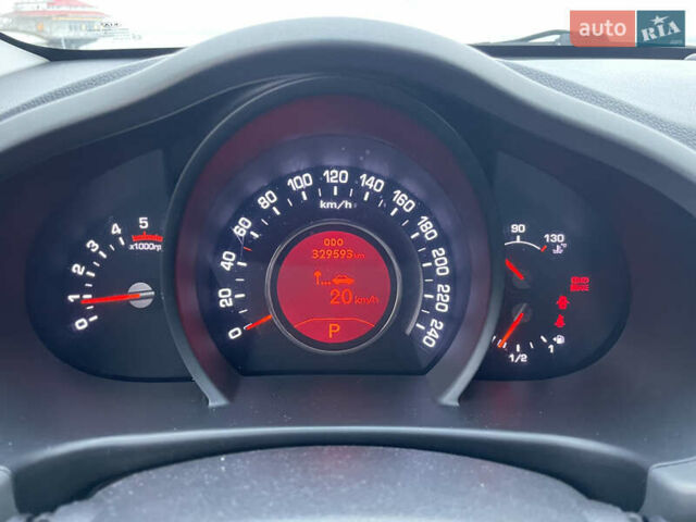 Черный Киа Sportage, объемом двигателя 1.99 л и пробегом 329 тыс. км за 13300 $, фото 32 на Automoto.ua
