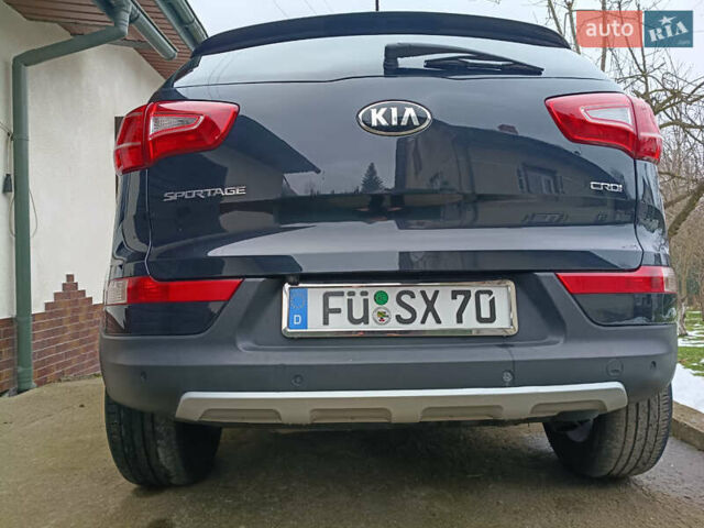 Черный Киа Sportage, объемом двигателя 2 л и пробегом 209 тыс. км за 14599 $, фото 2 на Automoto.ua