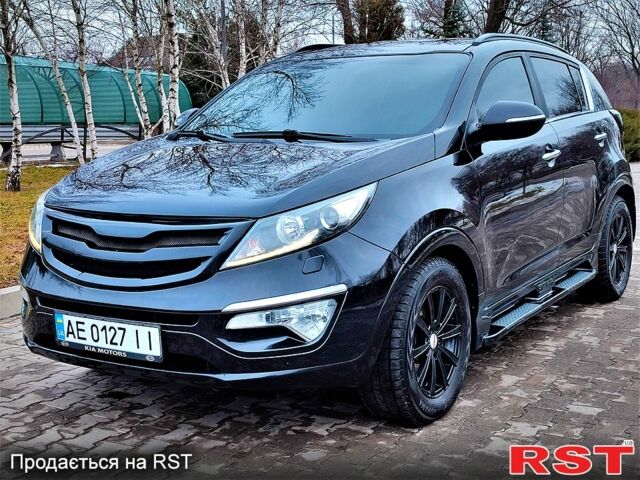 Чорний Кіа Sportage, об'ємом двигуна 2 л та пробігом 215 тис. км за 13999 $, фото 10 на Automoto.ua