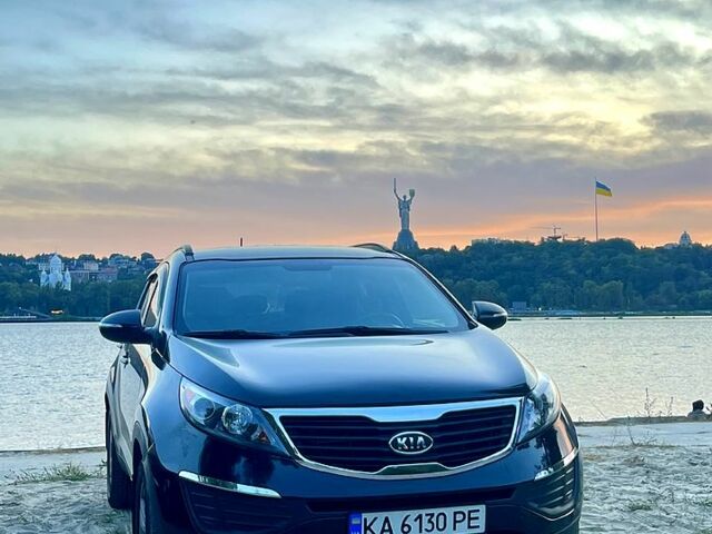 Чорний Кіа Sportage, об'ємом двигуна 2.4 л та пробігом 180 тис. км за 12000 $, фото 1 на Automoto.ua