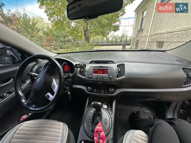 Чорний Кіа Sportage, об'ємом двигуна 2 л та пробігом 160 тис. км за 14500 $, фото 4 на Automoto.ua