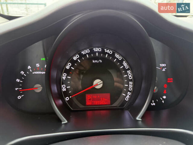 Черный Киа Sportage, объемом двигателя 2 л и пробегом 197 тыс. км за 15499 $, фото 14 на Automoto.ua