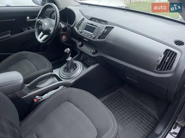 Чорний Кіа Sportage, об'ємом двигуна 1.69 л та пробігом 99 тис. км за 13600 $, фото 20 на Automoto.ua