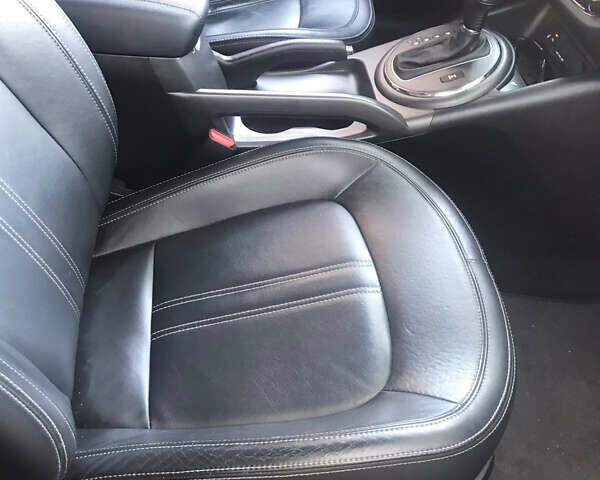 Чорний Кіа Sportage, об'ємом двигуна 0 л та пробігом 243 тис. км за 14700 $, фото 7 на Automoto.ua