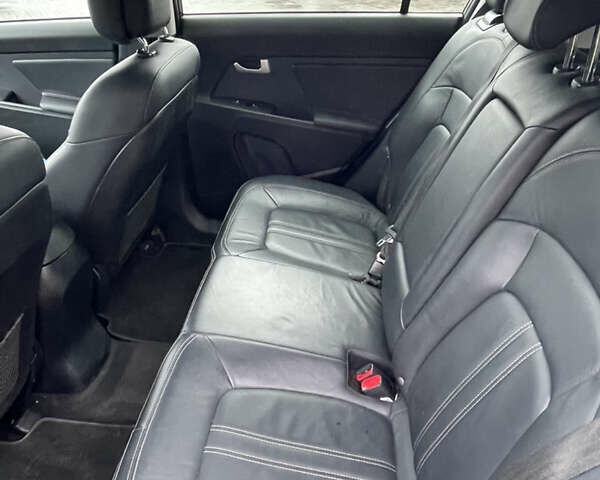 Черный Киа Sportage, объемом двигателя 1.6 л и пробегом 198 тыс. км за 12600 $, фото 17 на Automoto.ua