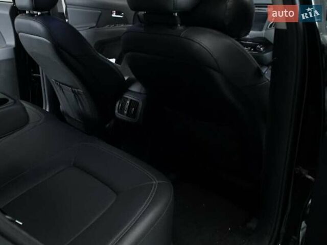 Черный Киа Sportage, объемом двигателя 2 л и пробегом 183 тыс. км за 16100 $, фото 25 на Automoto.ua