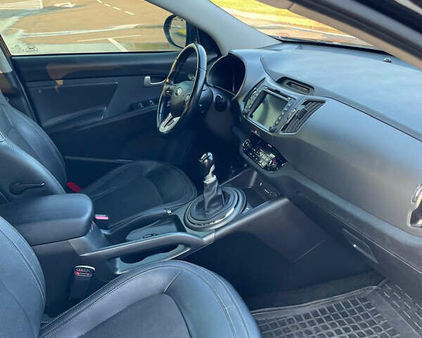 Черный Киа Sportage, объемом двигателя 1.7 л и пробегом 1 тыс. км за 13600 $, фото 10 на Automoto.ua