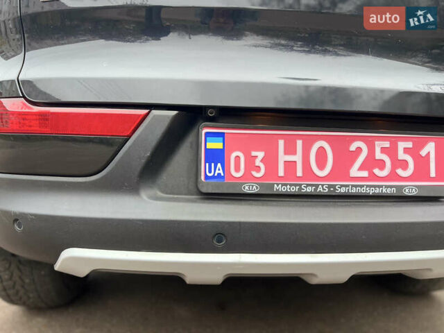 Черный Киа Sportage, объемом двигателя 1.6 л и пробегом 185 тыс. км за 11900 $, фото 12 на Automoto.ua
