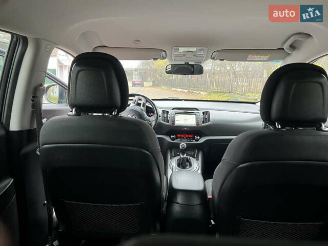 Черный Киа Sportage, объемом двигателя 1.6 л и пробегом 185 тыс. км за 11900 $, фото 18 на Automoto.ua