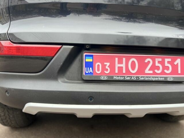 Черный Киа Sportage, объемом двигателя 1.6 л и пробегом 185 тыс. км за 11700 $, фото 12 на Automoto.ua