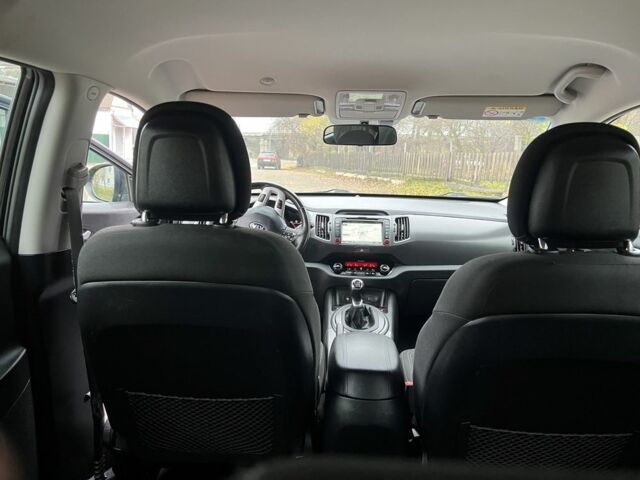 Черный Киа Sportage, объемом двигателя 1.6 л и пробегом 185 тыс. км за 11700 $, фото 15 на Automoto.ua