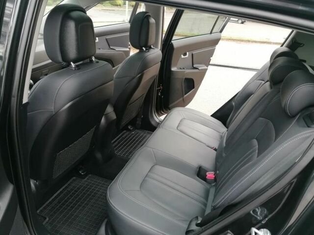 Чорний Кіа Sportage, об'ємом двигуна 2 л та пробігом 137 тис. км за 8500 $, фото 17 на Automoto.ua