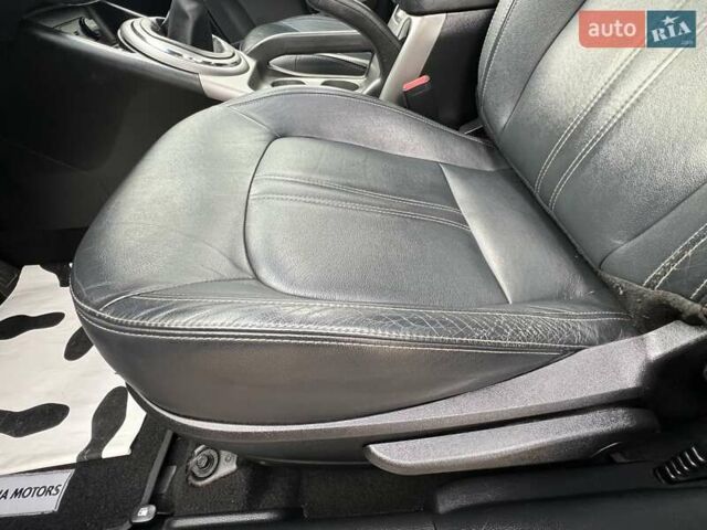 Чорний Кіа Sportage, об'ємом двигуна 0 л та пробігом 197 тис. км за 14950 $, фото 75 на Automoto.ua