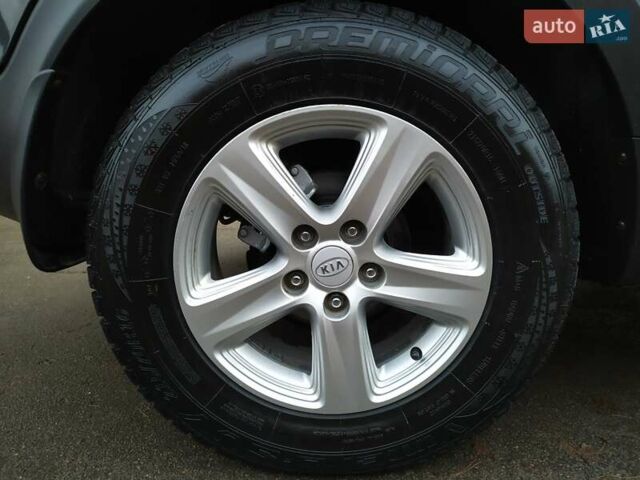 Черный Киа Sportage, объемом двигателя 1.69 л и пробегом 213 тыс. км за 13350 $, фото 18 на Automoto.ua