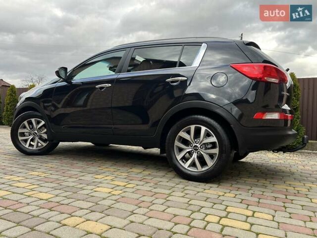 Чорний Кіа Sportage, об'ємом двигуна 0 л та пробігом 197 тис. км за 14950 $, фото 48 на Automoto.ua
