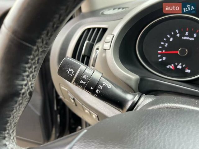 Чорний Кіа Sportage, об'ємом двигуна 0 л та пробігом 197 тис. км за 14950 $, фото 108 на Automoto.ua