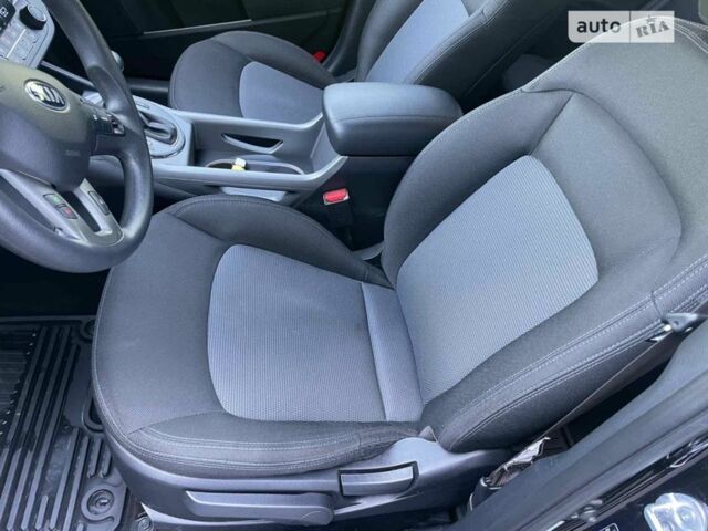 Черный Киа Sportage, объемом двигателя 2.4 л и пробегом 110 тыс. км за 12750 $, фото 3 на Automoto.ua