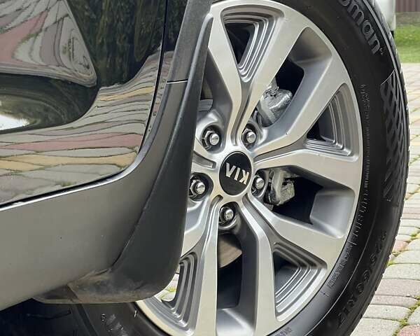 Чорний Кіа Sportage, об'ємом двигуна 0 л та пробігом 197 тис. км за 14950 $, фото 52 на Automoto.ua