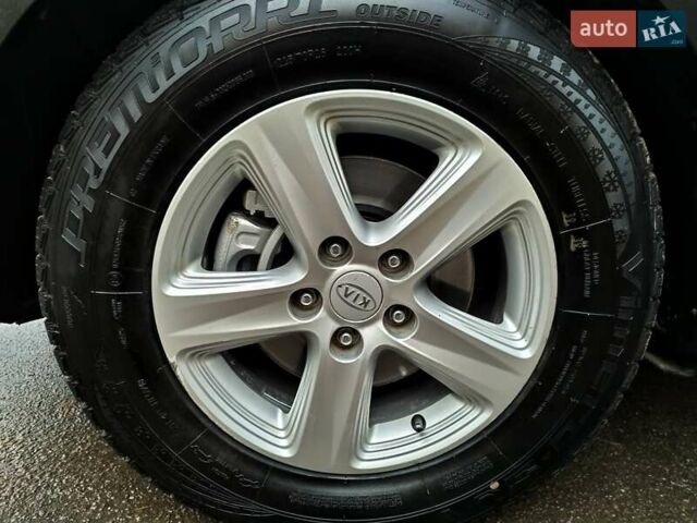Черный Киа Sportage, объемом двигателя 1.69 л и пробегом 213 тыс. км за 13350 $, фото 20 на Automoto.ua