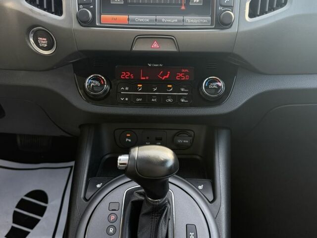 Черный Киа Sportage, объемом двигателя 2 л и пробегом 147 тыс. км за 16900 $, фото 19 на Automoto.ua