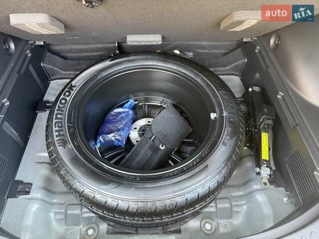 Чорний Кіа Sportage, об'ємом двигуна 2 л та пробігом 147 тис. км за 16900 $, фото 55 на Automoto.ua