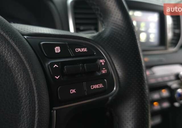 Черный Киа Sportage, объемом двигателя 2 л и пробегом 197 тыс. км за 18400 $, фото 49 на Automoto.ua