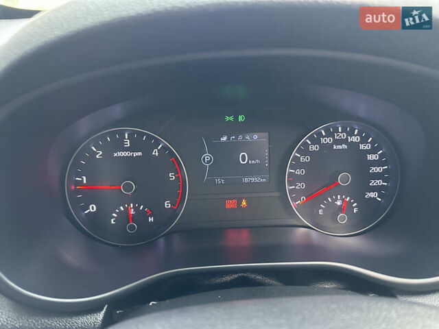 Черный Киа Sportage, объемом двигателя 2 л и пробегом 187 тыс. км за 19900 $, фото 19 на Automoto.ua