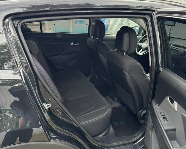 Черный Киа Sportage, объемом двигателя 2 л и пробегом 305 тыс. км за 14500 $, фото 11 на Automoto.ua