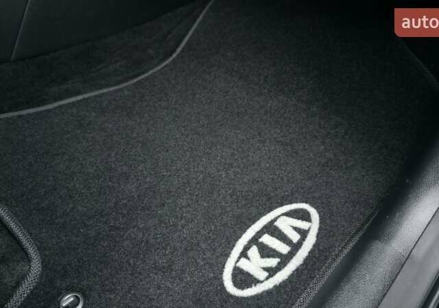 Черный Киа Sportage, объемом двигателя 2 л и пробегом 197 тыс. км за 18400 $, фото 67 на Automoto.ua