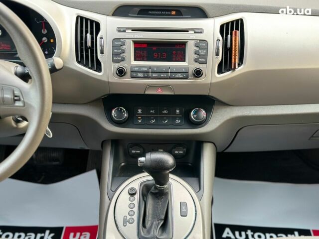 Черный Киа Sportage, объемом двигателя 2.4 л и пробегом 104 тыс. км за 12990 $, фото 28 на Automoto.ua