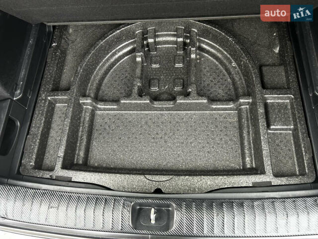 Чорний Кіа Sportage, об'ємом двигуна 2 л та пробігом 176 тис. км за 17600 $, фото 15 на Automoto.ua