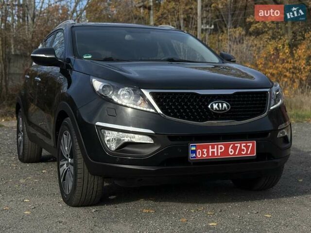 Чорний Кіа Sportage, об'ємом двигуна 2 л та пробігом 147 тис. км за 16900 $, фото 2 на Automoto.ua