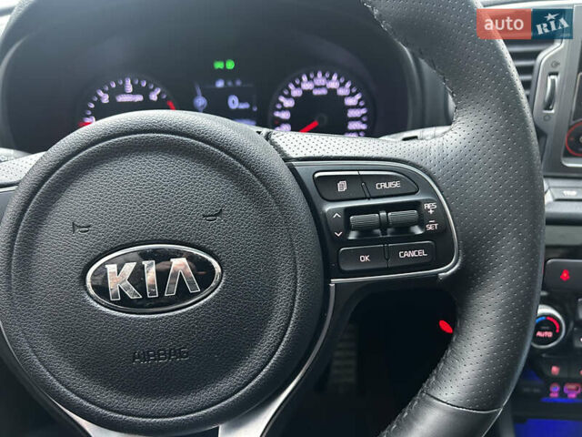Чорний Кіа Sportage, об'ємом двигуна 2 л та пробігом 176 тис. км за 17600 $, фото 42 на Automoto.ua